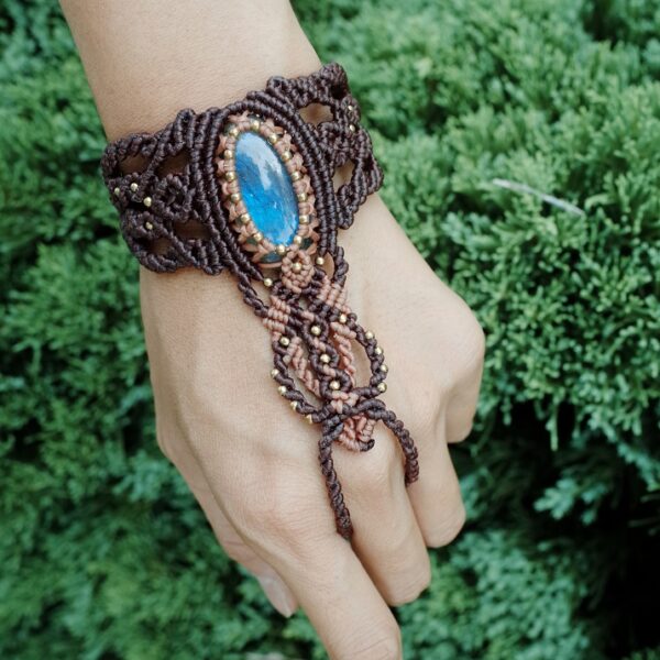 Hand Jewelry – Labradorite [SO2027]